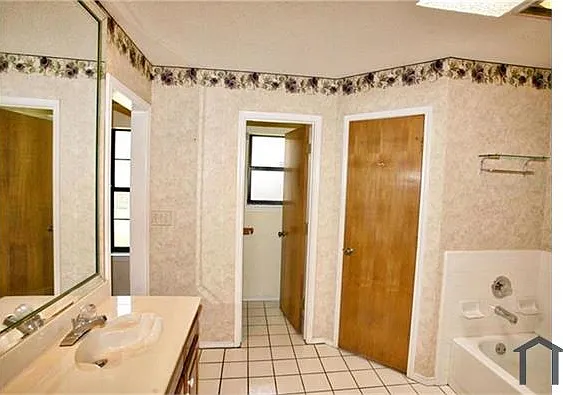 864 Western Trl — Photo 17