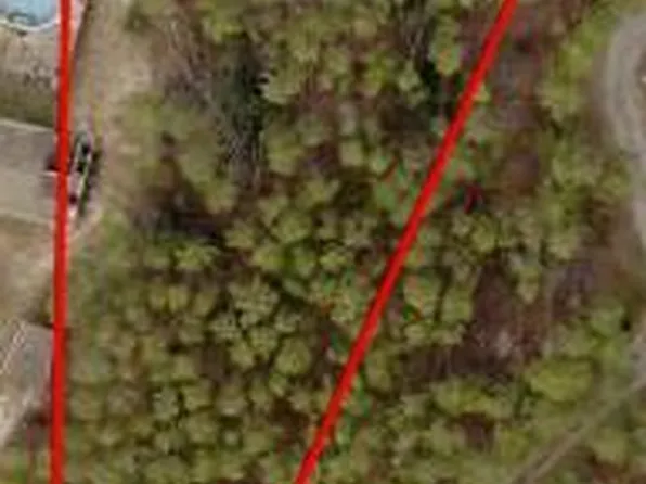 1308 Moon Ct, Southport, FL 32409