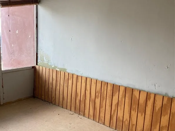 4171 3rd St #A, Walnut Springs, TX 76690