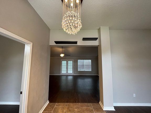 5th image of 5157 Rosewood Creek Dr