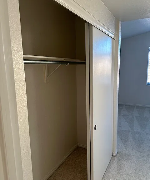 7095 Shadow Crest Dr — Photo 18