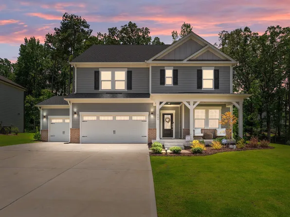 165 Hickory Grove Dr, Sanford, NC 27330