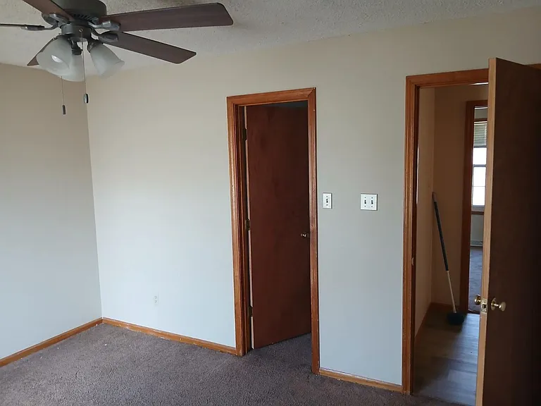 5102 Charm Ridge Dr — Photo 7