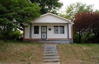 1st image of 1431 College St