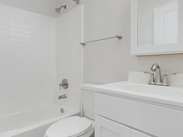 Harmony Apartments at Columbus — Photo 14