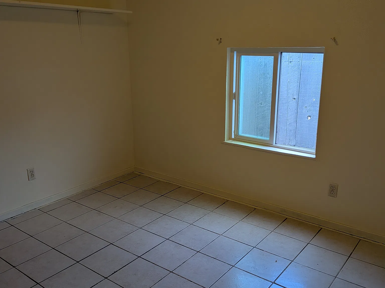 3 bed, 900 sqft, $3,000 — Photo 4