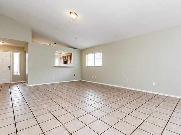 4th image of 13033 Baltimore Woods Ln