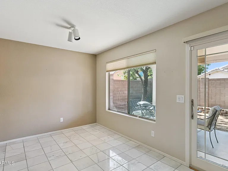 3139 W Matthew Dr — Photo 17
