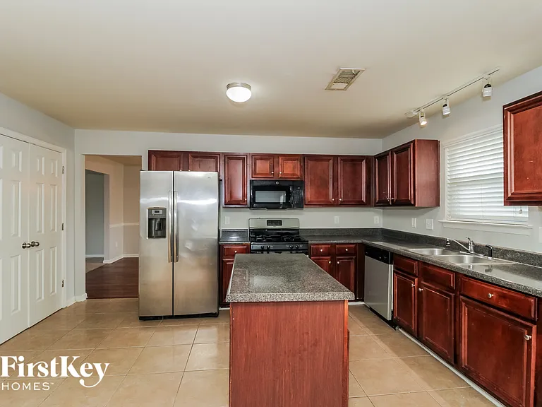 11657 Kades Trl — Photo 5