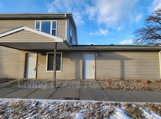 2929 N 49th St #1, Lincoln, NE 68504
