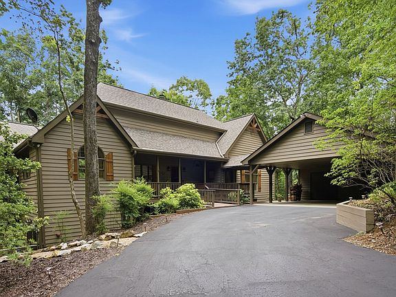 3rd image of 4154 Wilderness Pkwy