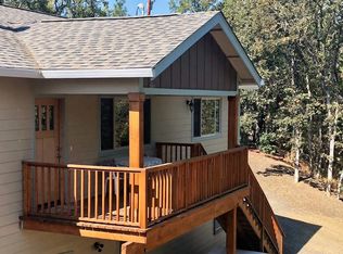 1601 Dry Cres, Eagle Pt, OR 97524