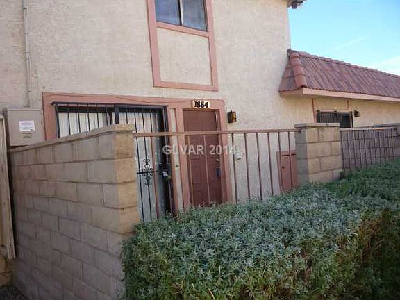 3rd image of 1884 Avacado Ct #B