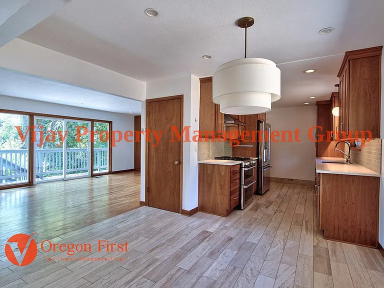 12274 NW Coleman Dr — Photo 5