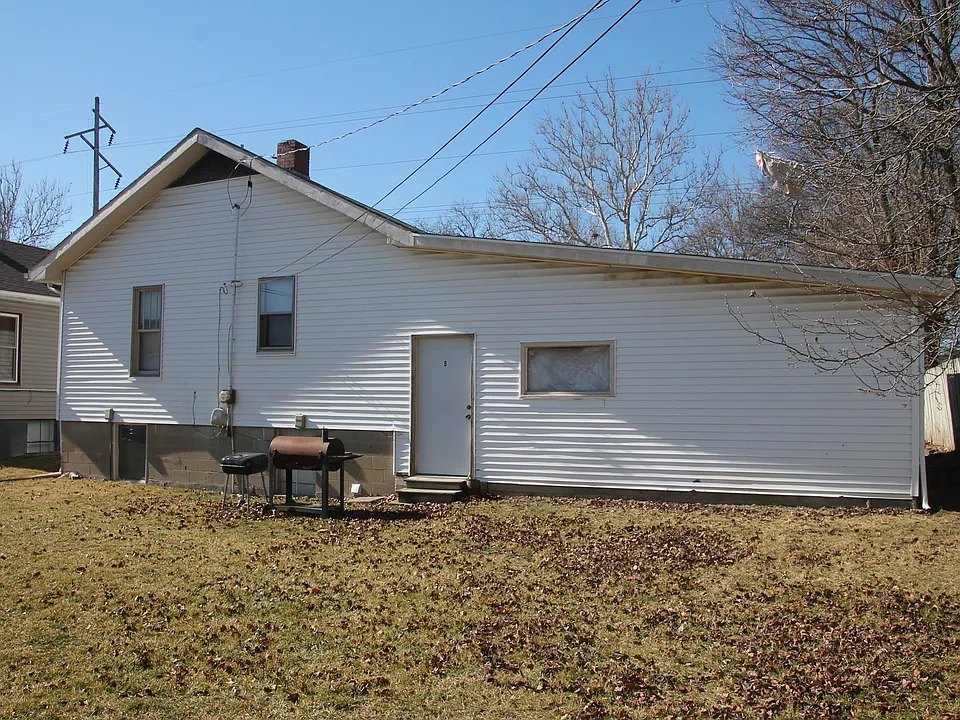Building Photo 3