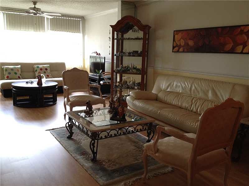 1st image of 10651 W Clairmont Cir