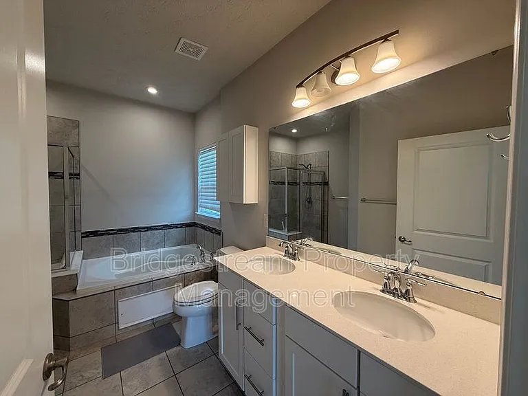 2194 Schmidt Dr — Photo 12