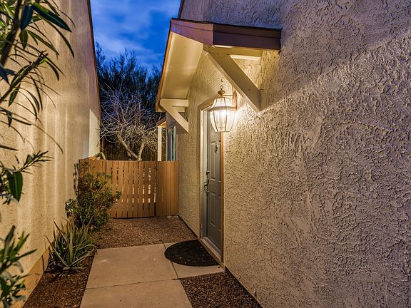Cattail Place6