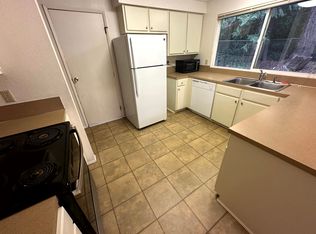 4434 Ridgewood Ct NW #B, Olympia, WA 98502