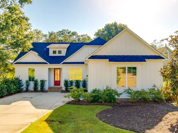 196 Osprey Pointe Ln, Prosperity, SC 29127