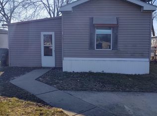 1002 W Aberdeen Rd, Peoria, IL 61615