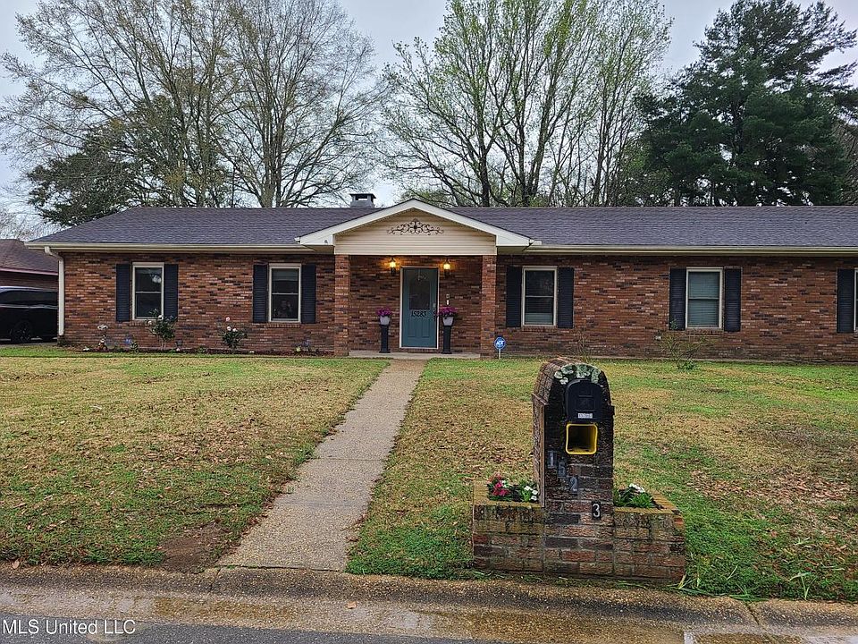 1st image of 15283 Elmwood Ct