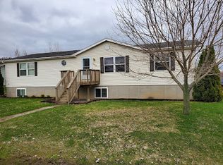 346 S Powell St, Stetsonville, WI 54480