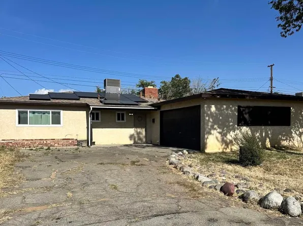 43740 Heaton Ave, Lancaster, CA 93534