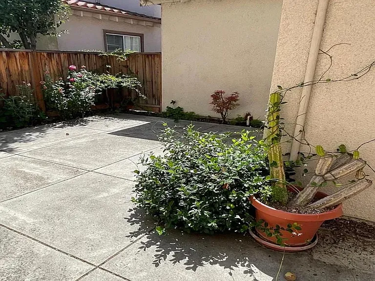 724 Villa Centre Way — Photo 35