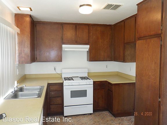 3rd image of 2317 Canyon Park Dr