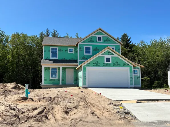 1839 Lowe Dr, Spring Lake, MI 49456