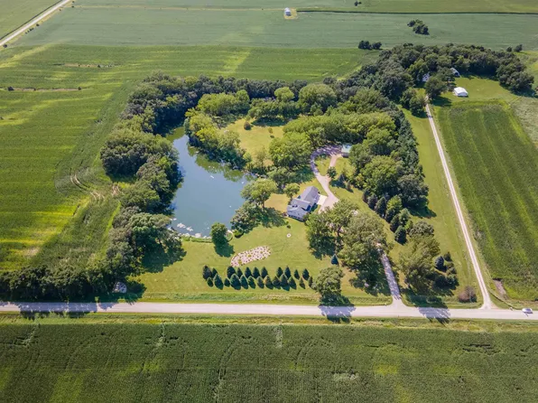 27723 Elm Ave, Aplington, IA 50604