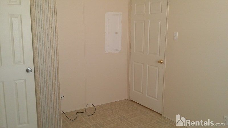 1st image of 196 Cliff Barnes Ln