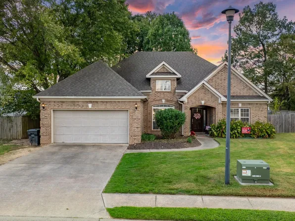 3499 Bay Meadow Dr, Benton, AR 72015