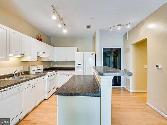 3rd image of 3851 Aristotle Ct APT 315