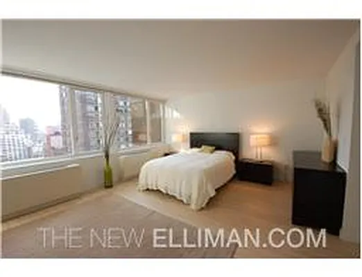 Rented by Douglas Elliman | media 21