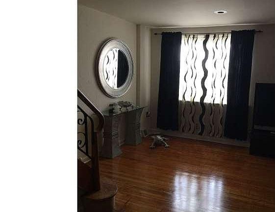 3rd image of 167 E Walnut Park Dr