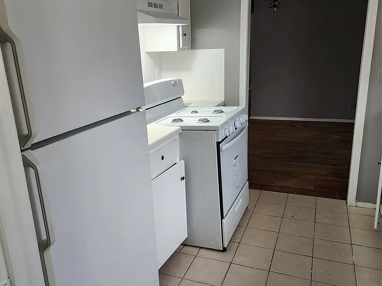 6105 Jennifer Ln — Photo 9