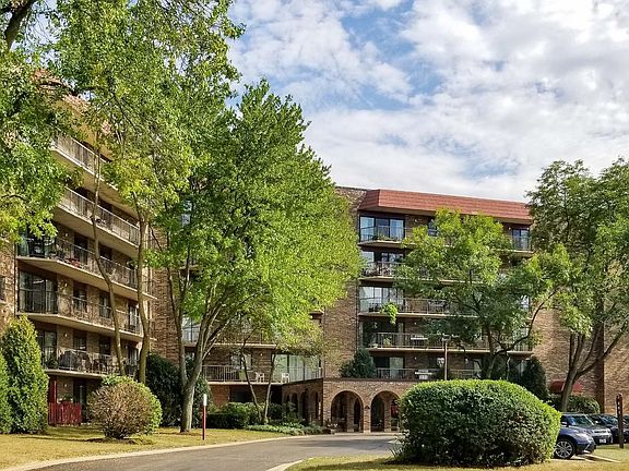 2nd image of 111 S Baybrook Dr Unit 108
