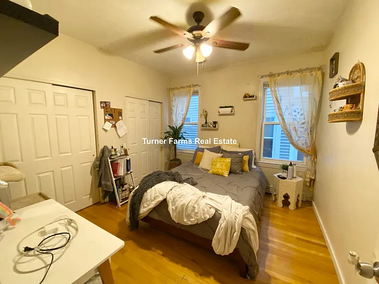 7 Iroquois St #2A — Photo 11