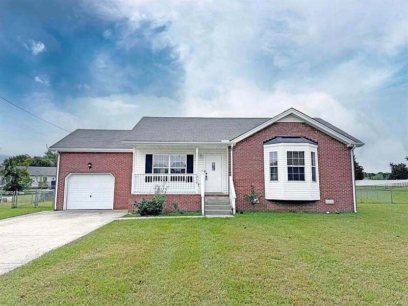 1st image of 1212 Kendall Dr