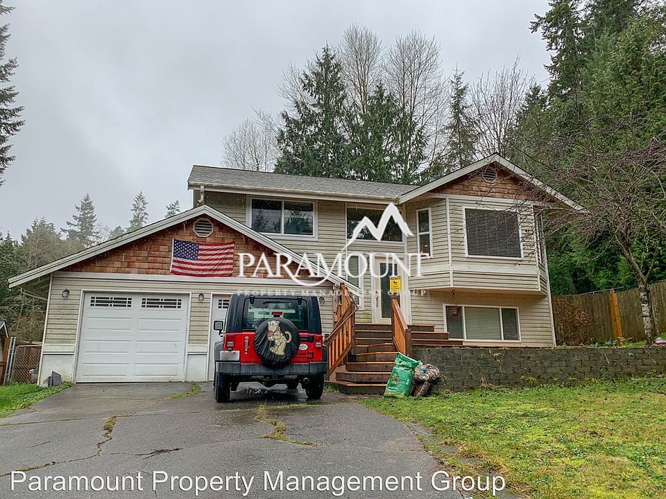 1st image of 3983 NE Darmouth Ct