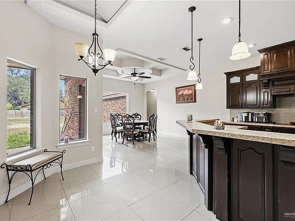5th image of 5104 W Highland Ave