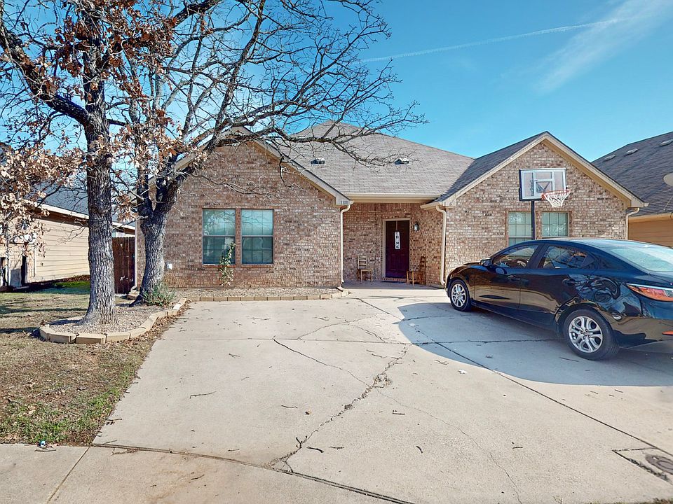 1st image of 1118 Mulkey Ln #1118