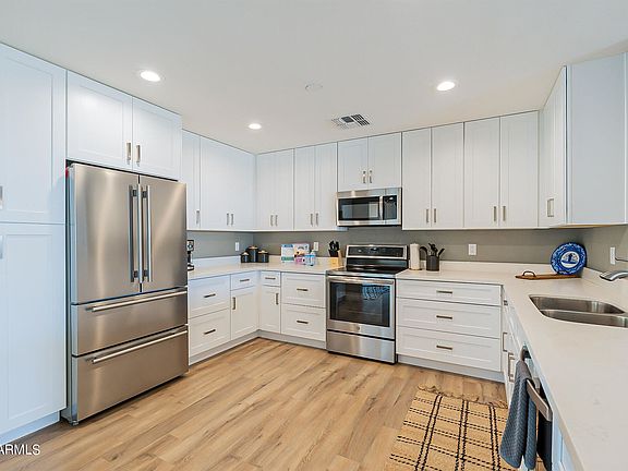2nd image of 4007 N 81st St