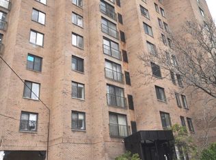 1243 Beacon St APT 2A, Brookline, MA 02446