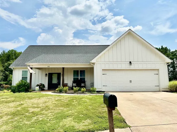 105 Megan Ct, Eatonton, GA 31024