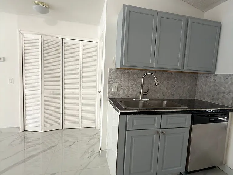 9142 Sabal Palm Cir — Photo 6
