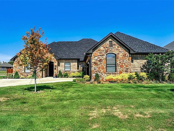 2nd image of 2400 Remuda Dr