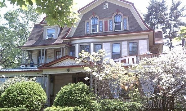 Magnolia House